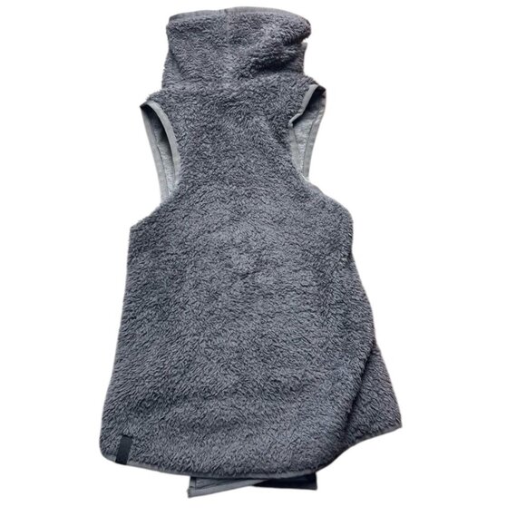 Ivivva Girls Gray Sherpa Forever Vest Size 7 Years - Picture 5 of 5